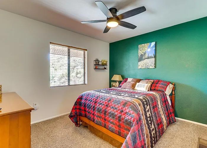 Peaceful Retreat W/ Mountain Views! Holiday home Nutrioso