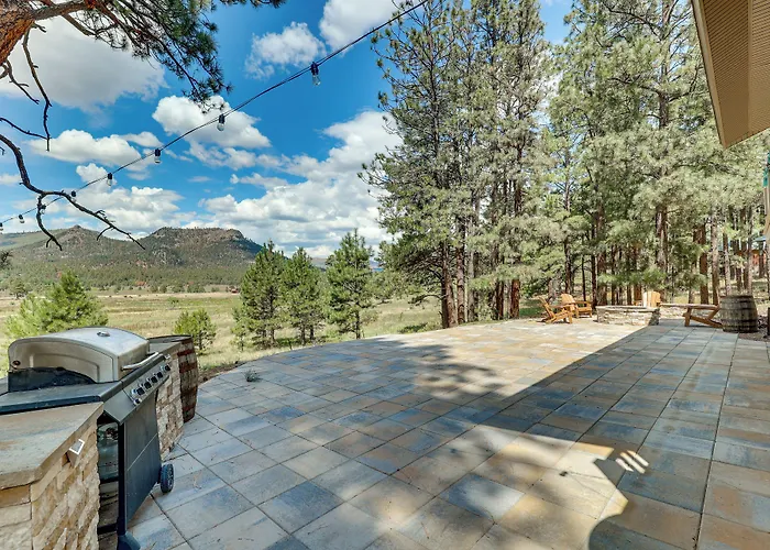 Peaceful Retreat W/ Mountain Views! Holiday home Nutrioso