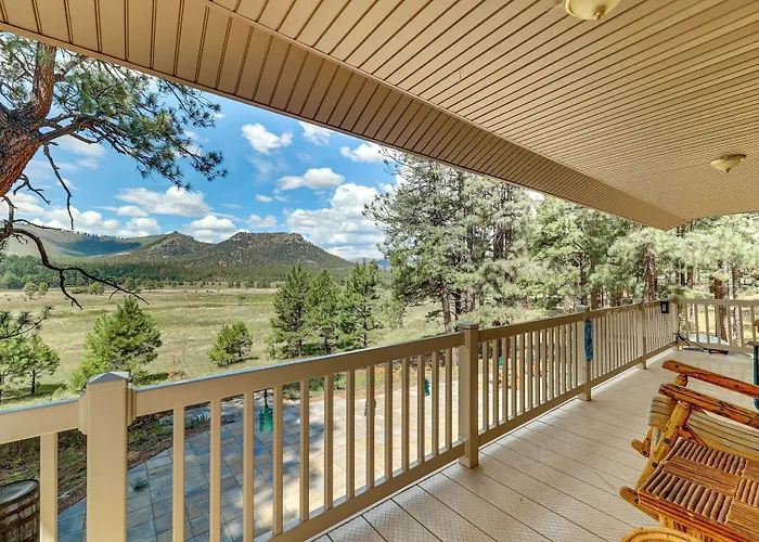 Holiday home Peaceful Retreat W/ Mountain Views! *
