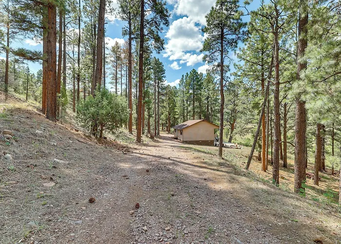 Holiday home Peaceful Retreat W/ Mountain Views!